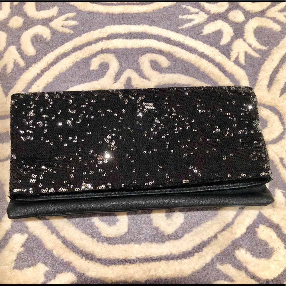 Bcbgeneration Black Clutch With Sequence - image 3